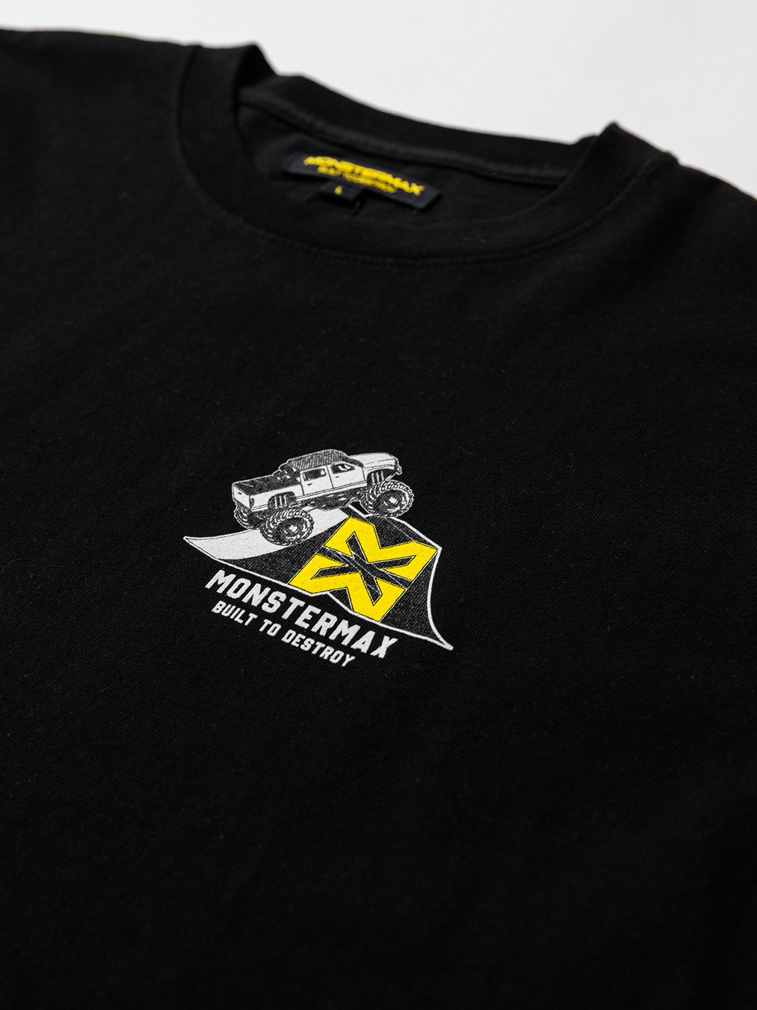 JUMP BLACK TEE